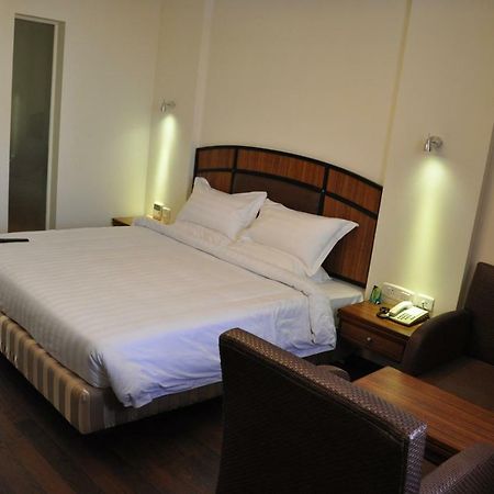 Hotel Marg Krishnaaya Vijayawāda Eksteriør bilde